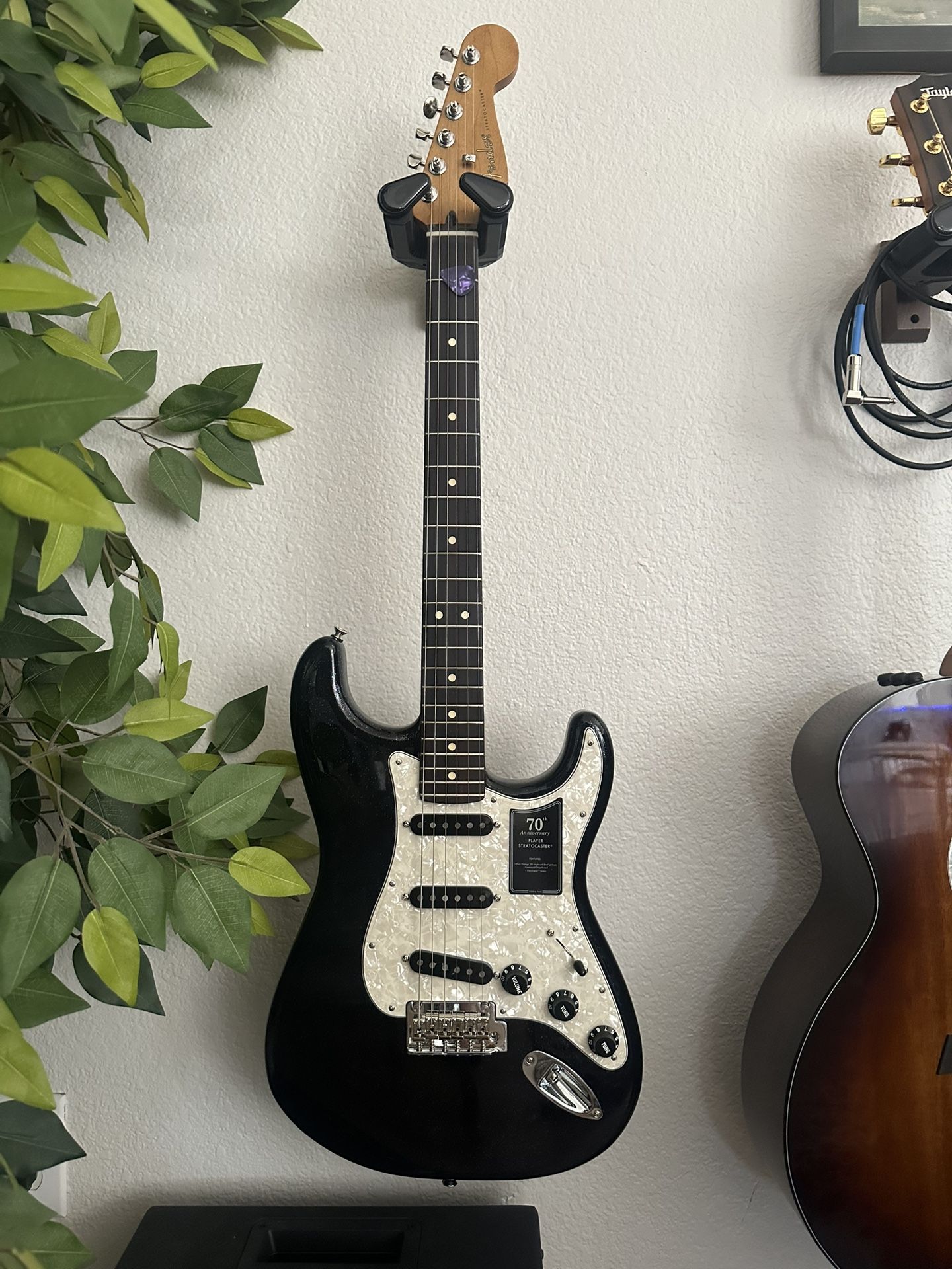 Fender Stratocaster - 2024 70th Anniversary MX Strat