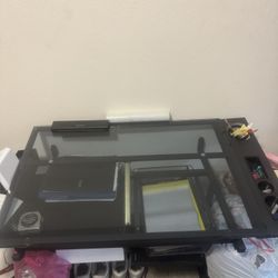 Art Desk