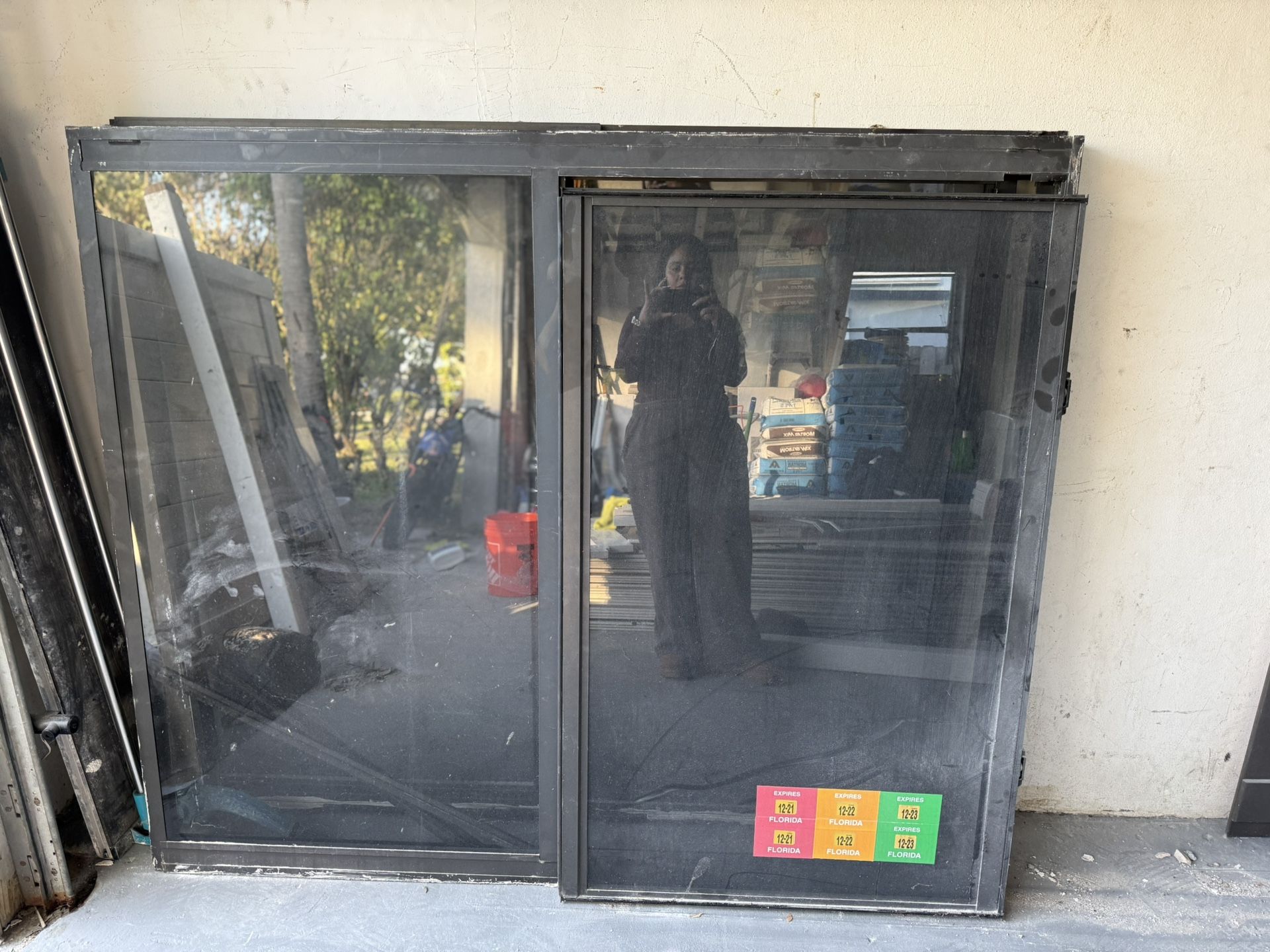 Large Windows (2) Sliding