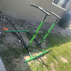 Pull Up Bar