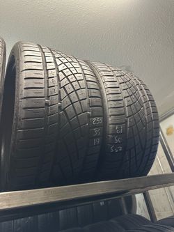 PAIR OF TIRE 255 35 19 CONTINENTAL 85% LIFE