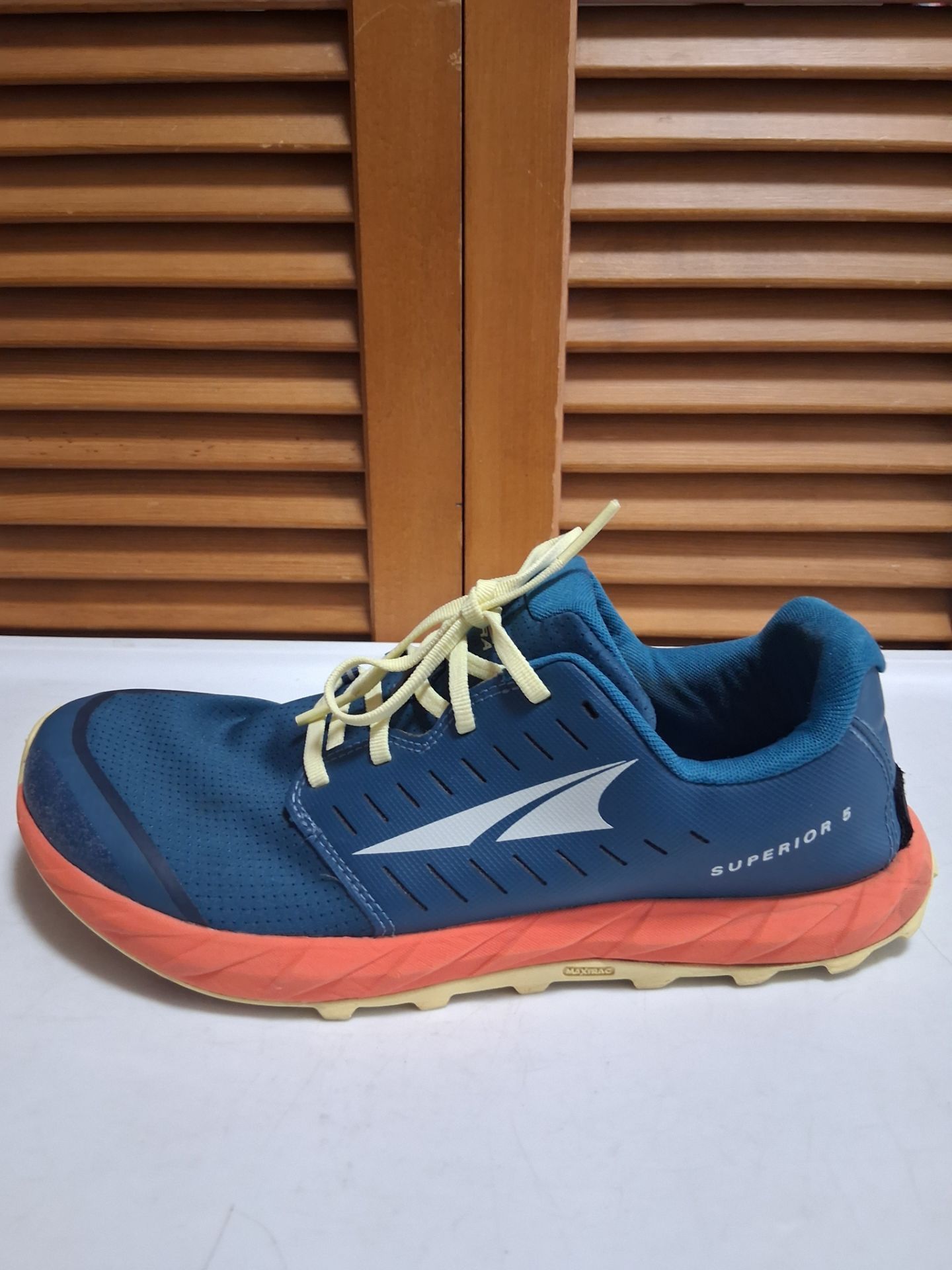 ALTRA SUPERIOR 5 MEN'S RUNNING SHOE * SIZE: 10