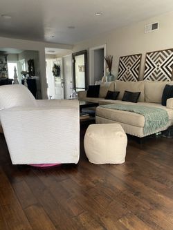 Pouf Ottoman
