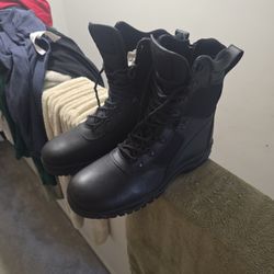 Snow Boots Size 13 