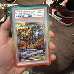 Pokémon PSA 10 Moltres Zapdos Articuno