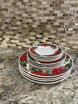 Gibson Houseware Holiday (Red Ribbon) Poinsettia 12 pieces
