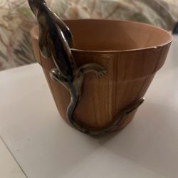 Clay Flower Pot With Lizard On It