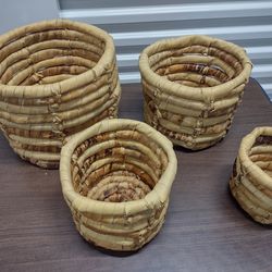 Lot of 4 Nesting Baskets