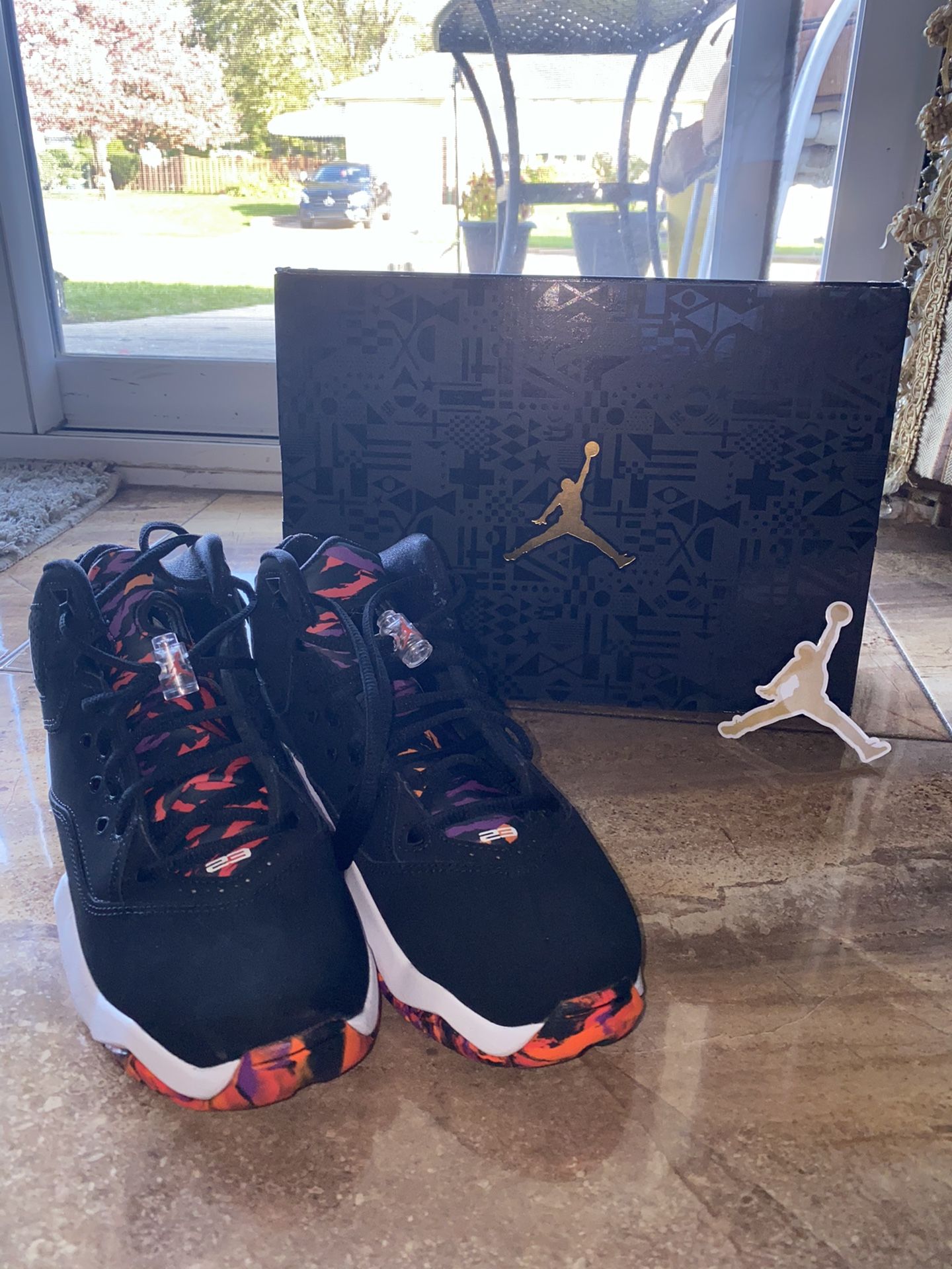 AIR JORDAN 12 Retro (GS) SIZE 5 & 1/2