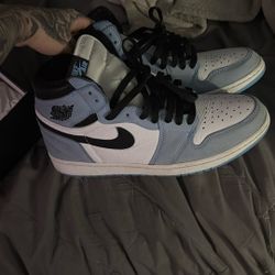 University Blue Jordan 1