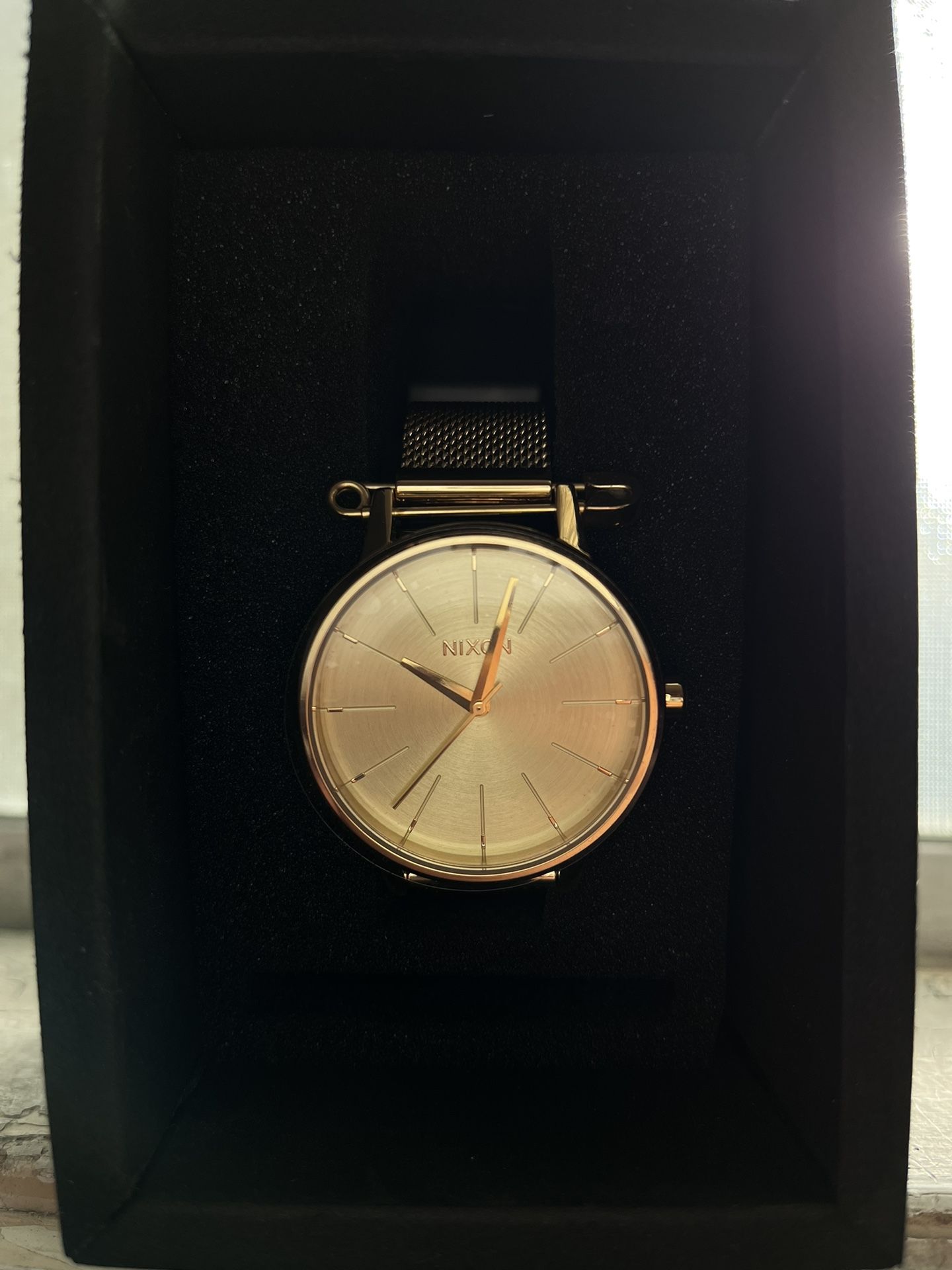 Kensington milanese hotsell