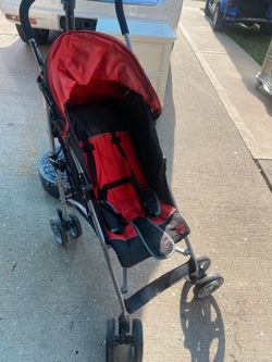 DELTA CHILDREN STROLLER