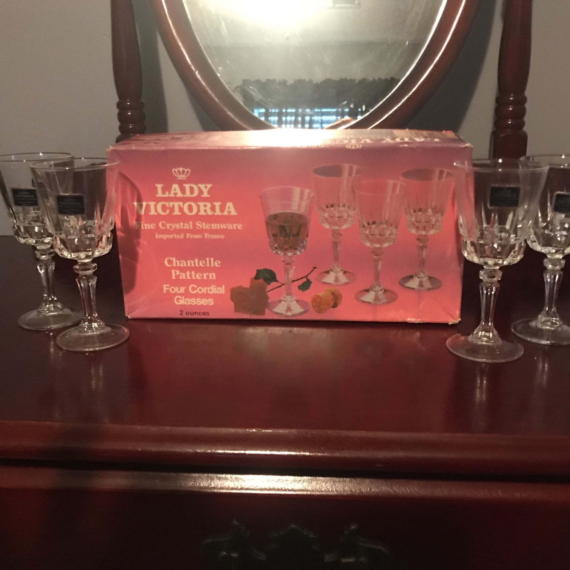 Beautiful !!! Lady Victoria Fine Crystal Cordial Stemware From France 