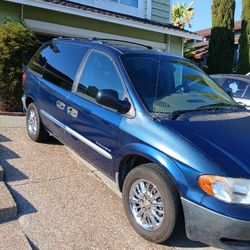 2001 Dodge Caravan SE ,Blue,manivan