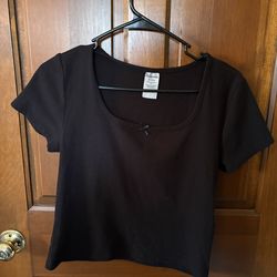 Black crop top