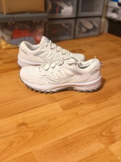 Saucony Grid Peak Men’s size 9 Brand new