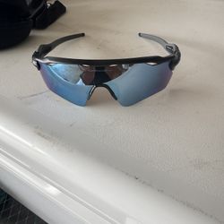 Oakley Radar 