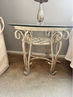 1 End table