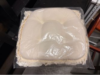 New ivory cushion seat pad