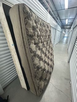 Full/Queen Mattress Cheap Guest Bed