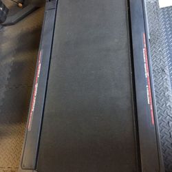 Pro form treadmill in excellent condition