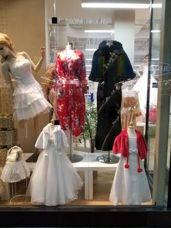 2pc set Red robes for sale brand new