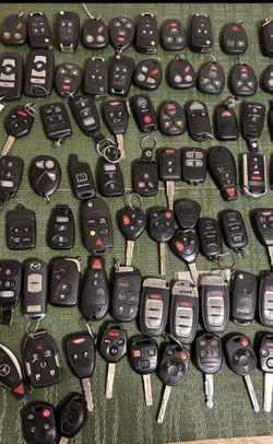 Kia key fob Toyota key fob Hyundai key fob Mini Cooper key fob Nissan key fob Bentley key fob Ford key fob Chevrolet key fob Bmw key fob