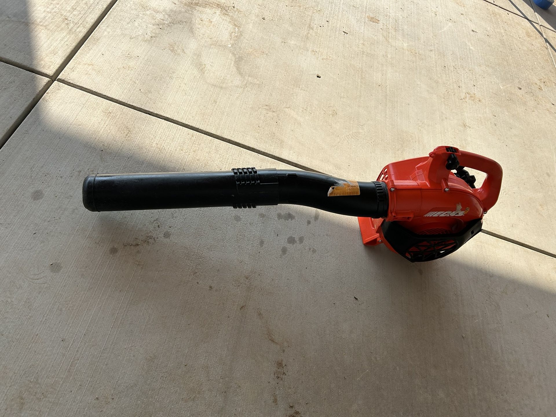 ECHO 170 MPH 453 CFM 25.4 cc Gas 2 Stroke Handheld Leaf Blower 1.9k