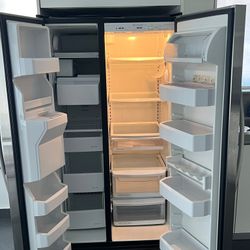 KitchenAid refrigerator double door with icemaker stainless steel