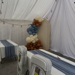 Drappings And Balloons 