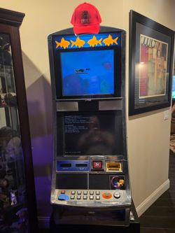 $800 - video slot machine by Williams, Bluebird 2 dual lcd screens with 6 or 7 games on cf cards