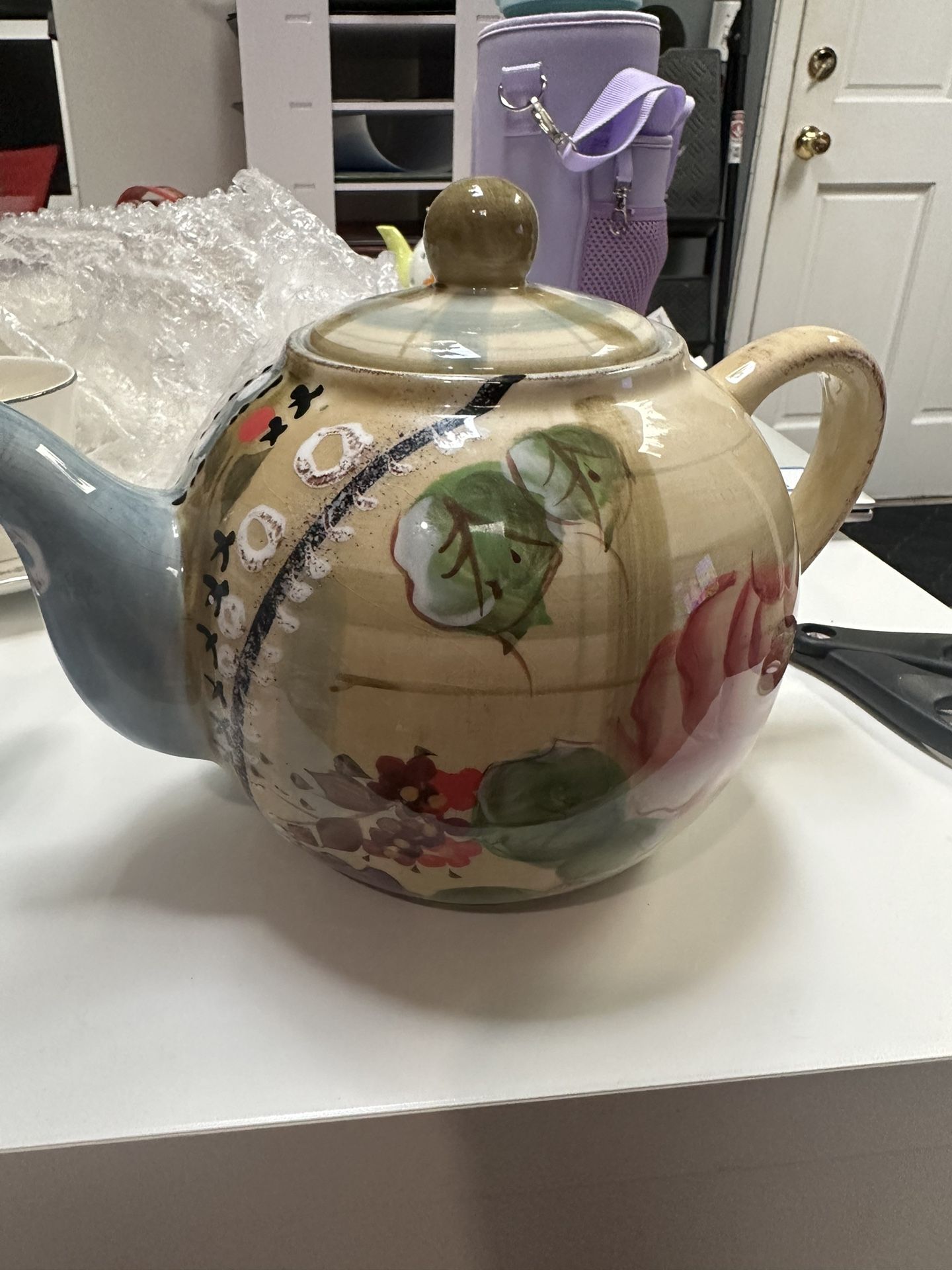 Tan blue plaid Ceramic Tea Pot