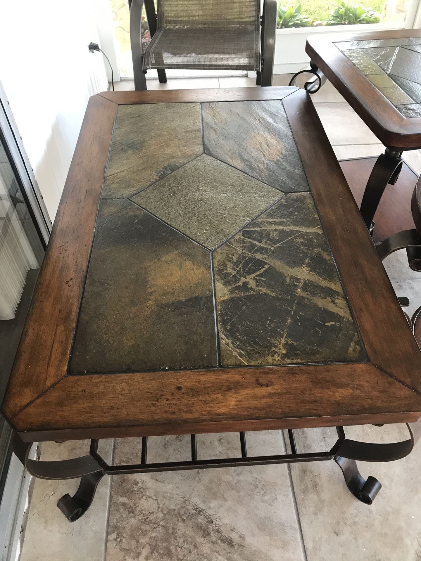 Haverty’s Edgewood Canyon coffee table and 2 end tables. Excellent