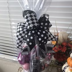 Gift Basket For Sale