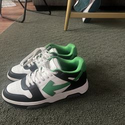 Real Off white Out Of Office Size 11.5