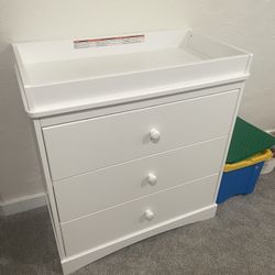 Nursery Drawer Dresser With Changing Table Top