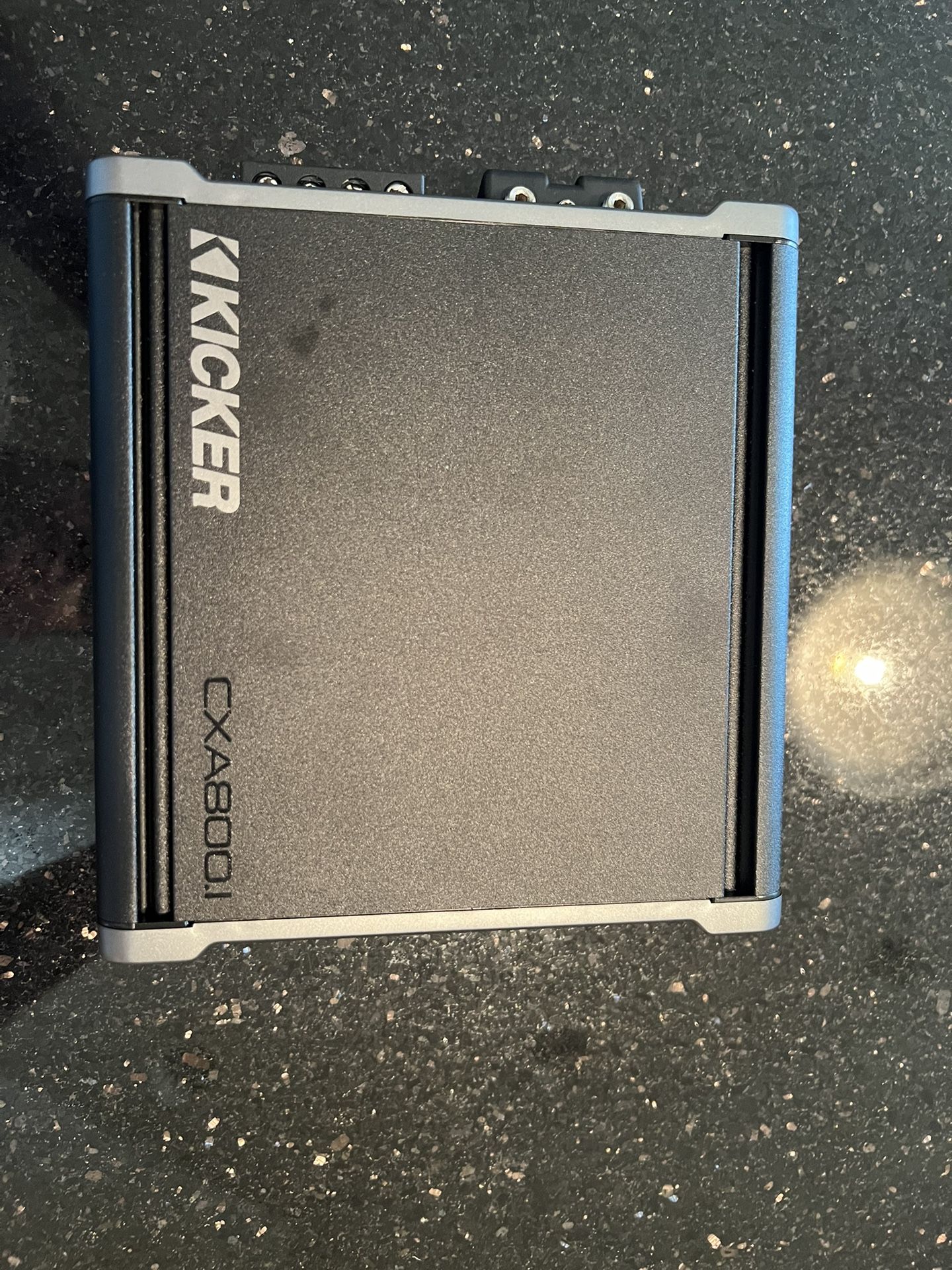 Kicker Amplifier