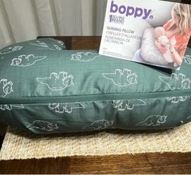 Boppy nursing and sit up pillow