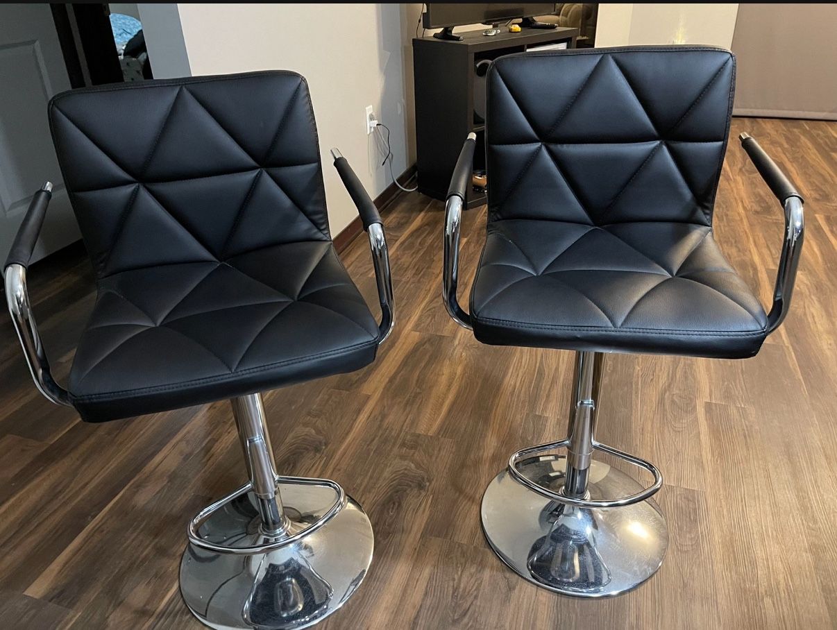 2 Barstools for Sale