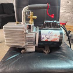 JB Industrial  10 cfm Vacuum Pump