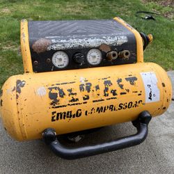 Dewalt Air Compressor 