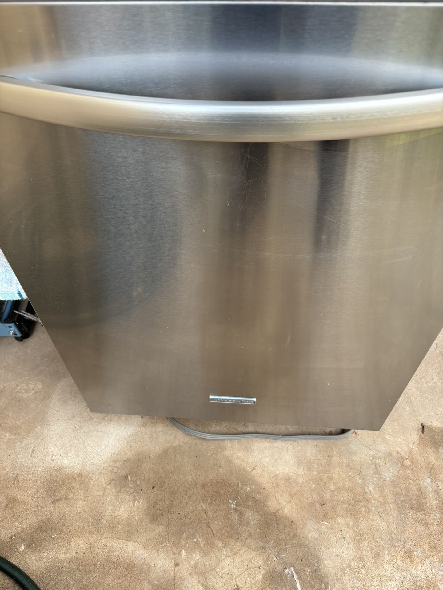KitchenAid 24in Dishwasher