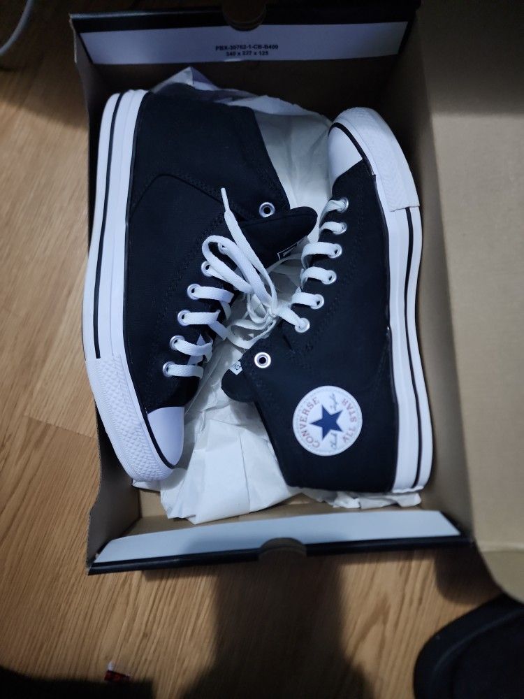 Converse Size 9 Men