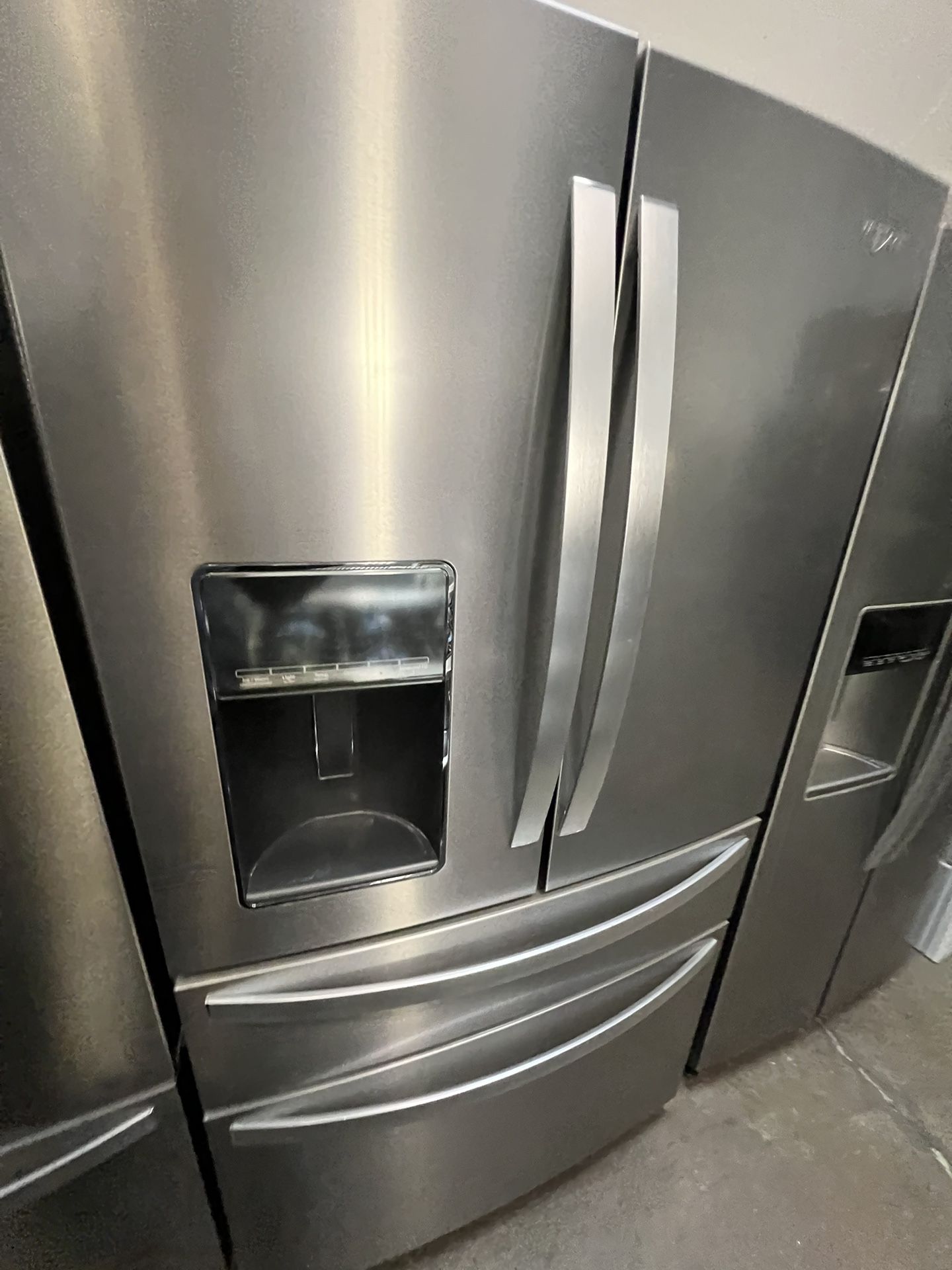Whirlpool 4dr Refrigerator 