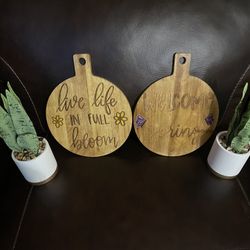 Welcome Spring Sign’s 