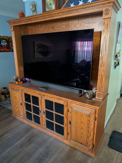 TV Stand with removable Pier