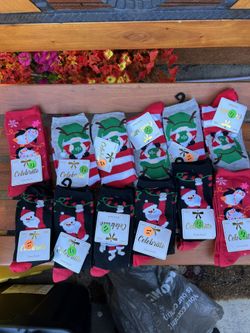 Christmas Socks Size: 4-10