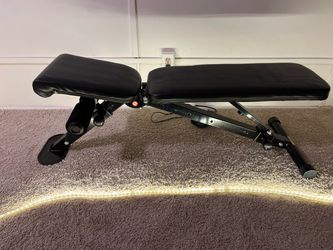 Foldable workout bench