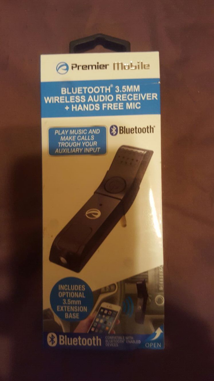 BlueTooth 3.5 millimeter wireless audio receiver and hands-free mic