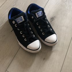 Converse Size 5 Youth